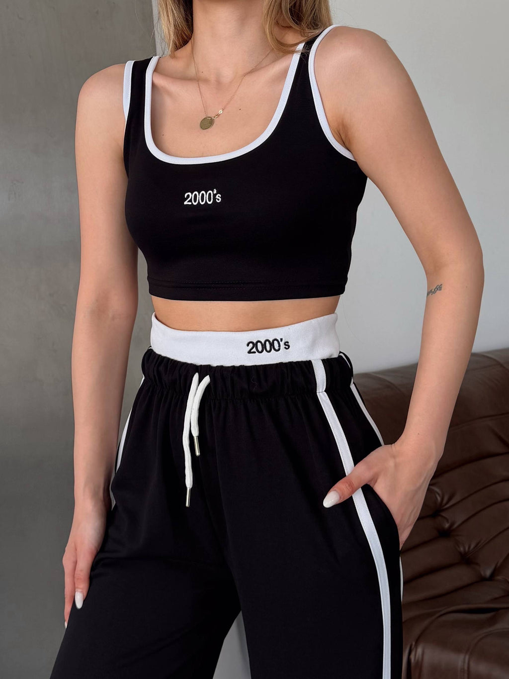 Touch Track Set in Black